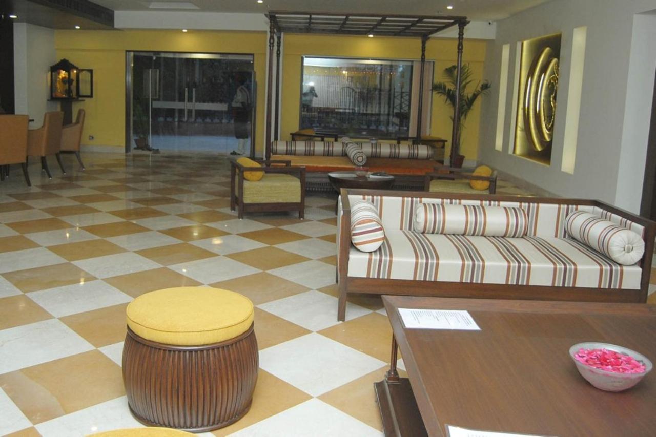 Hotel Abigail Goradia'S Ширді Екстер'єр фото