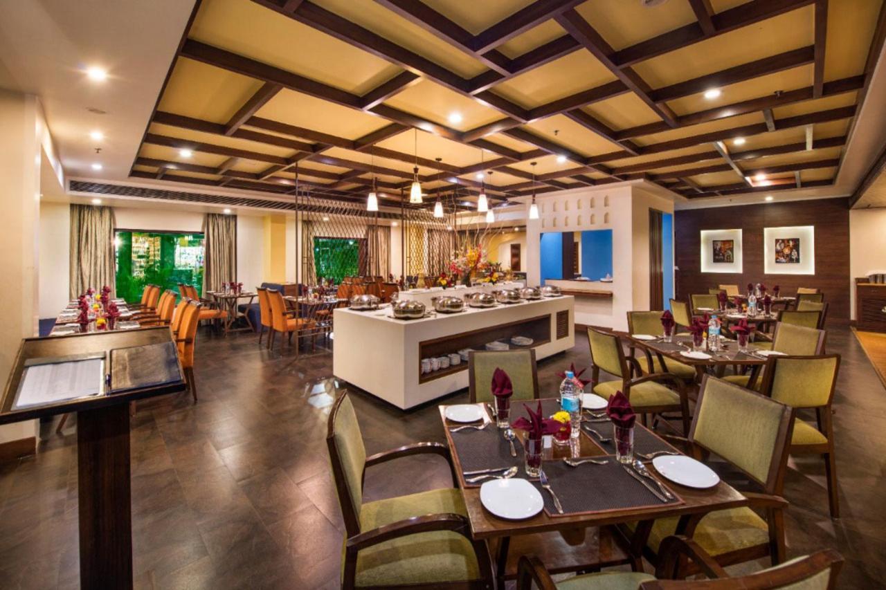 Hotel Abigail Goradia'S Ширді Екстер'єр фото