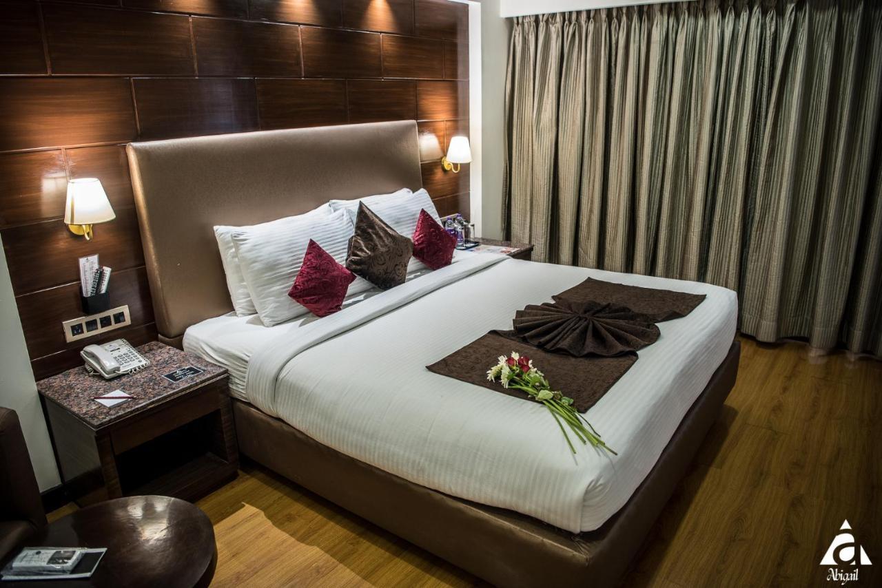 Hotel Abigail Goradia'S Ширді Екстер'єр фото