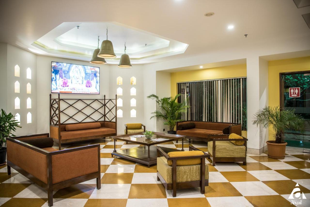 Hotel Abigail Goradia'S Ширді Екстер'єр фото