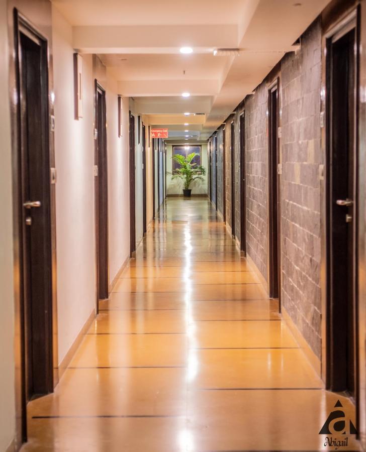 Hotel Abigail Goradia'S Ширді Екстер'єр фото
