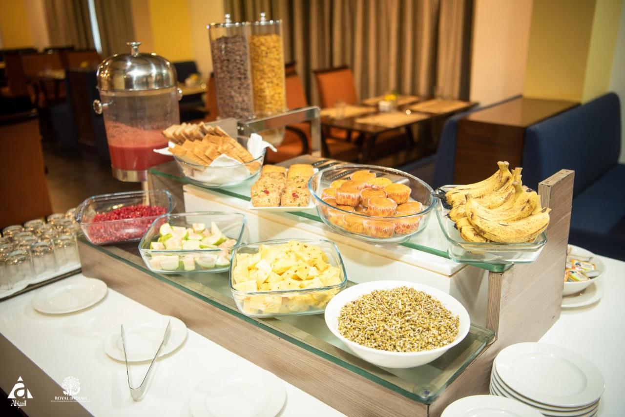 Hotel Abigail Goradia'S Ширді Екстер'єр фото